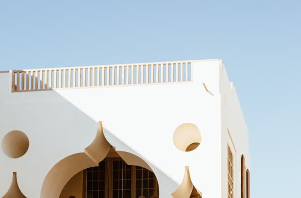 Building Gains Into Housing Stocks And How To Trade The Sector